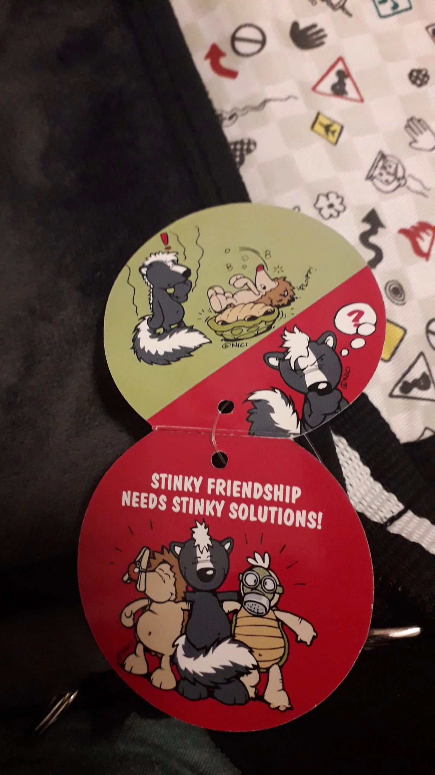 Nici 29938 Schultertasche Umhängetasche Stinktier 24x20cm